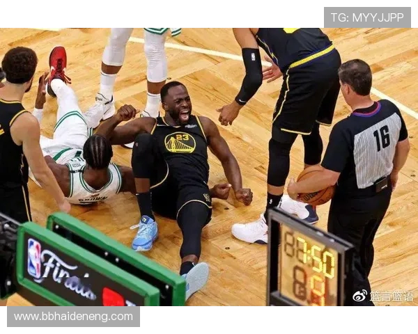 媒体人观点：决胜时刻应交给球员用表现决定比赛走向的最终结果